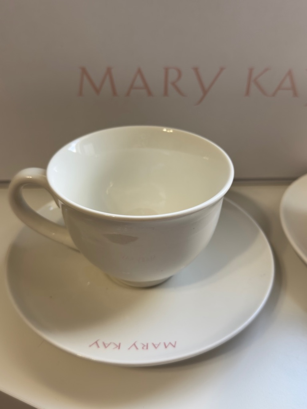 Mary Kay Branded Set of 4 Cups and Saucers with Pink Cadillac - Set #1 - Picture 9 of 10